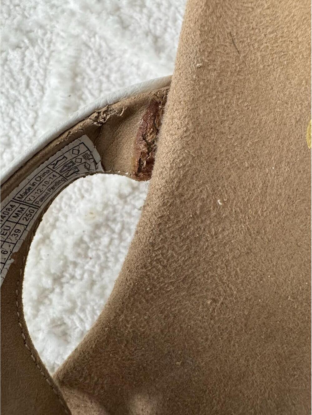 Vionic Maggie Womens 8 Orthotic Wedge Sandals White Studded Comfort - Picture 7 of 9